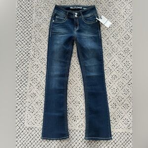 NWT Wallflower Luscious Curvy Fit Bootcut Jeans Size 1 Reg Juniors
